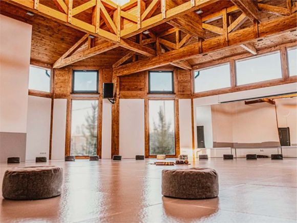 Зал для телесно-энергетических практик