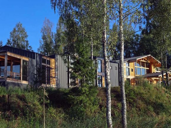 Гостиница у озера