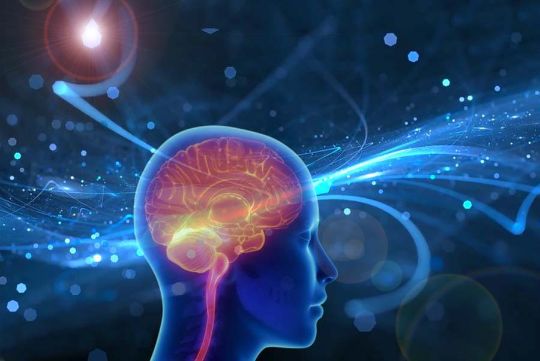 Соединившись с Духом, вы раскрываете огромный источник знаний и опыта, который вы приобретали на протяжении многих лет и многих жизней.