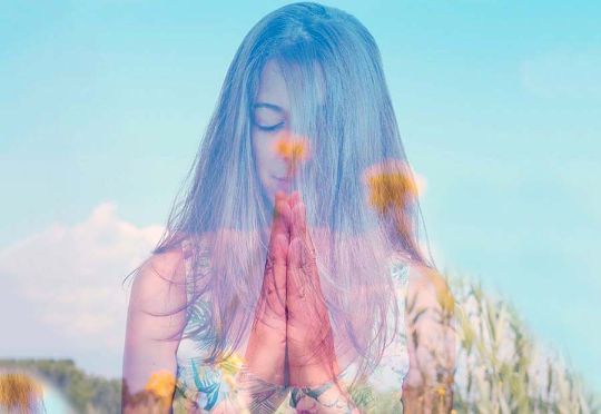 Женские энергии – это лёгкость, принятие, гармония, красота, расслабление и Любовь!