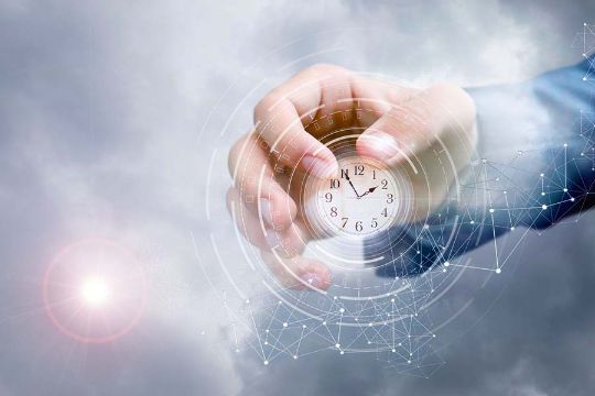 Всё будет происходить здесь - в настоящем, во Времени, которое не имеет границ.  