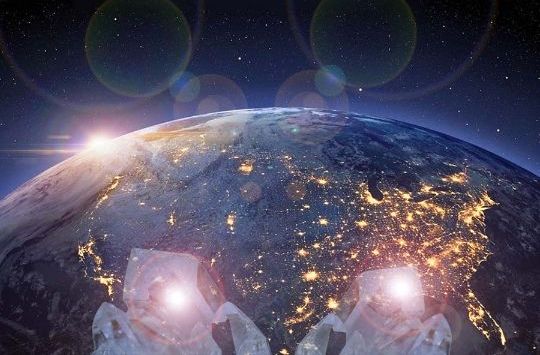 Тот, кто намерен освободить подсознание от старых программ и повысить вибрационный уровень своего сознания – тот станет настоящим Творцом своей реальности, человеком Нового Времени.